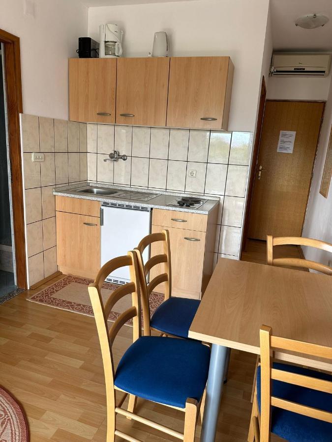 Apartmani كارلوباغ المظهر الخارجي الصورة